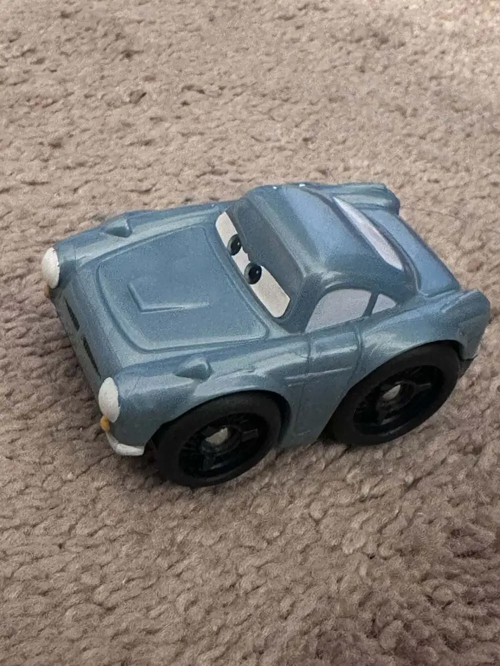 Fisher-Price Disney Pixar Cars 2 Finn McMissile Shake 'n Go Vehicle